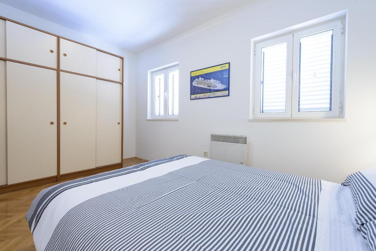 Apartment Tija Two Bedroom Apartment With Balcony And Partial Sea View Дубровник Экстерьер фото